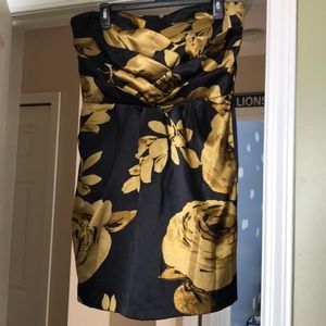 Dots Dresses - Black dress with gold flowers LIKE NEW size 13/14 Dots Dresses - Black dress with gold flowers LIKE NEW size 13/14